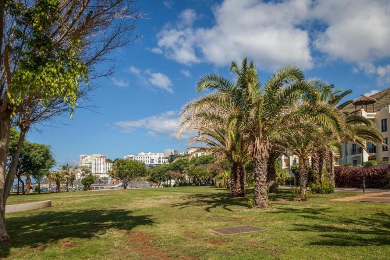 Sunshine Apartment Lido Funchal Esterno foto